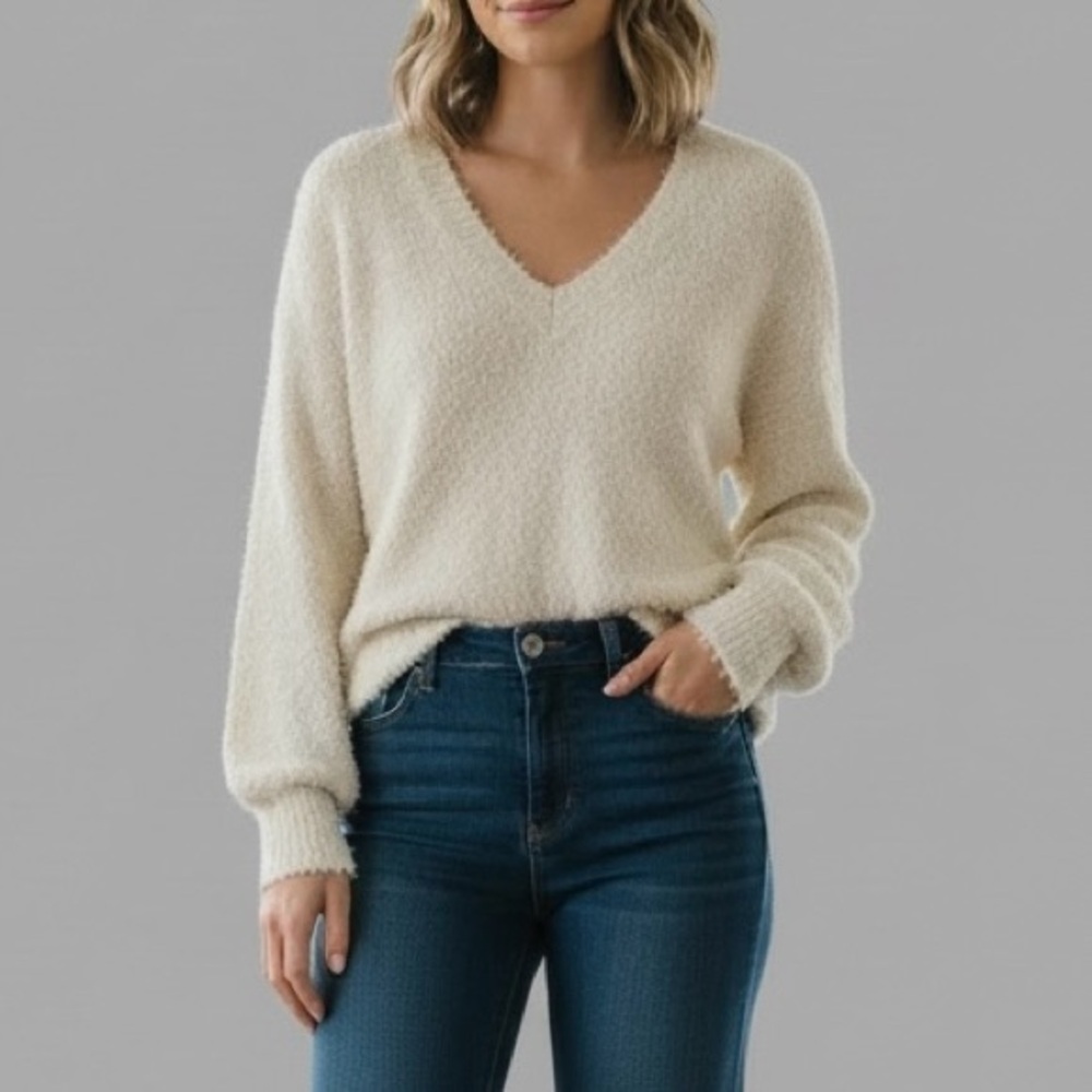 Universal Thread V-Neck Pullover Sweater - Picture 2 of 7